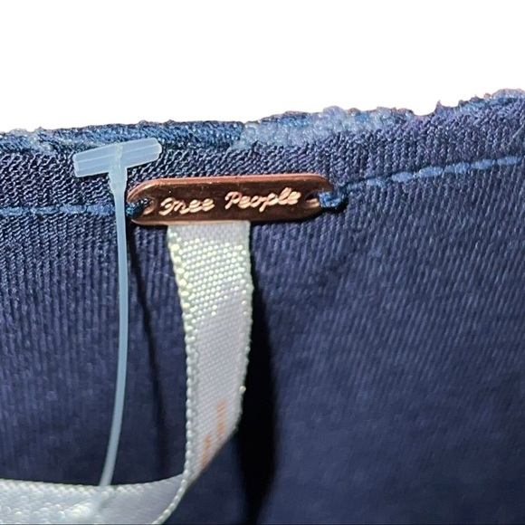 Free People Navy Blue Lace Mini Dress sz L - Picture 3 of 4